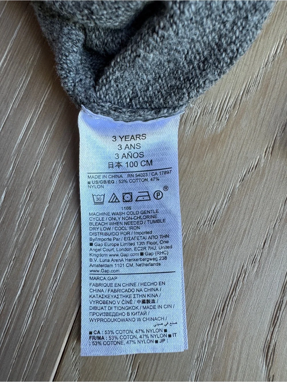 GAP soft crewneck